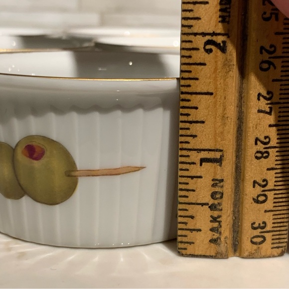 Royal Worcester Evesham Gold set of 6 Ramekins - Picture 6 of 6